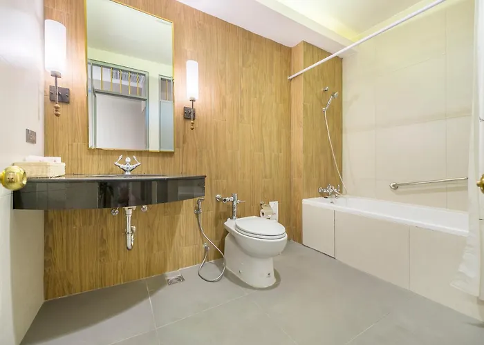 Royal Rattanakosin - Near Grand Palace & Khaosan Road Hotel 4*