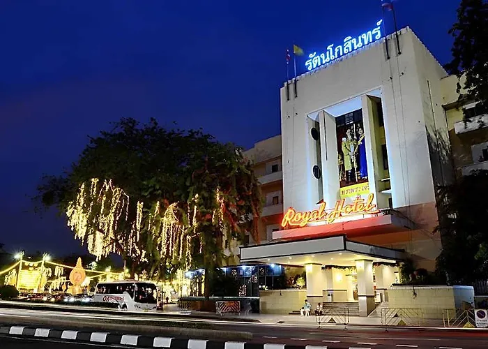 Royal Rattanakosin - Near Grand Palace & Khaosan Road 4* בנגקוק
