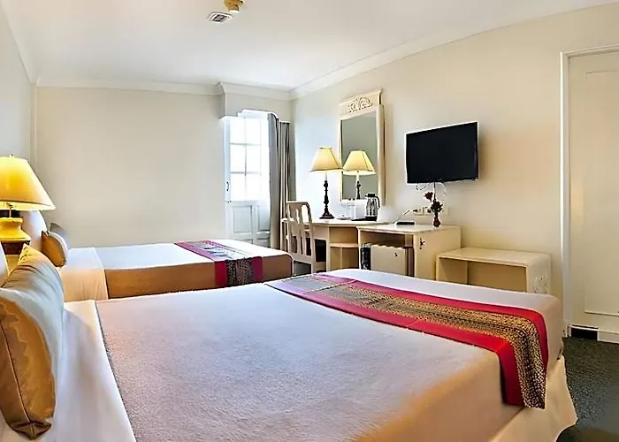 Royal Rattanakosin - Near Grand Palace & Khaosan Road Hotel