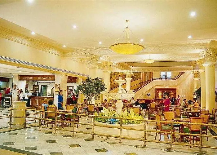 מלון Royal Rattanakosin - Near Grand Palace & Khaosan Road 4*