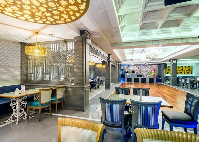 Royal Rattanakosin - Near Grand Palace & Khaosan Road Hotel